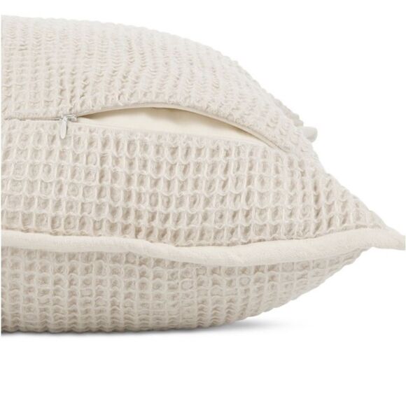 NATE HOME BY NATE BERKUS SIGNATURE COLLECTION. WAFFLE EURO SHAME - Picture 5 of 6